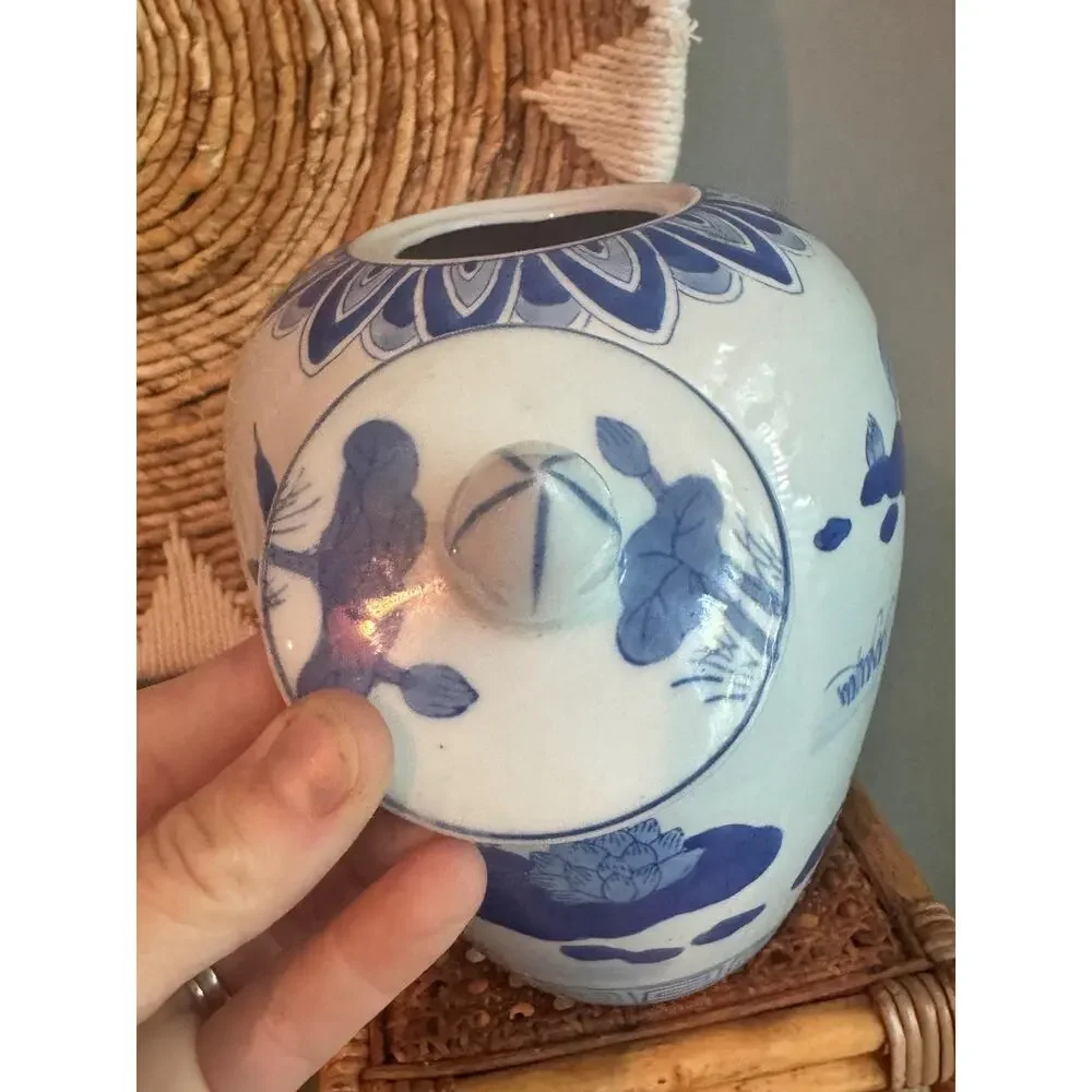 Vintage Chinoiserie Blue White Lotus Porcelain Melon Ginger Jar and Lid